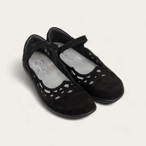 thumbnail image 2 of Naot Agathis Stone Nubuck / 38 2 of 11